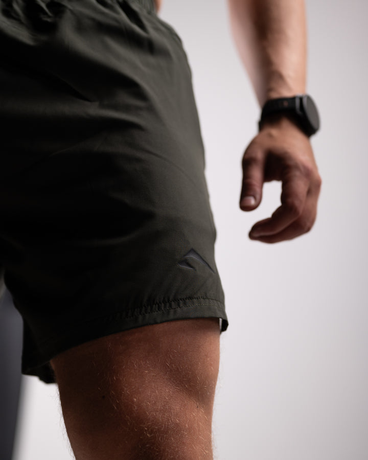 Active Outfit Bundle  (Tanktop, Shorts & Socken)