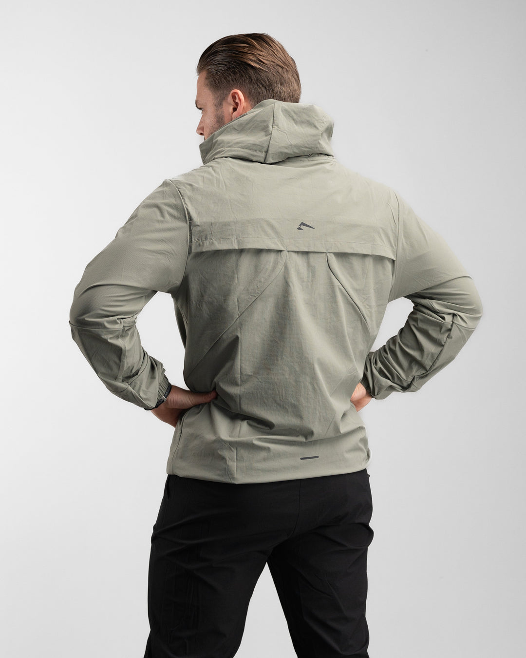 Elite Windbreaker Half Zip (Light Olive) - Athletic Aesthetics