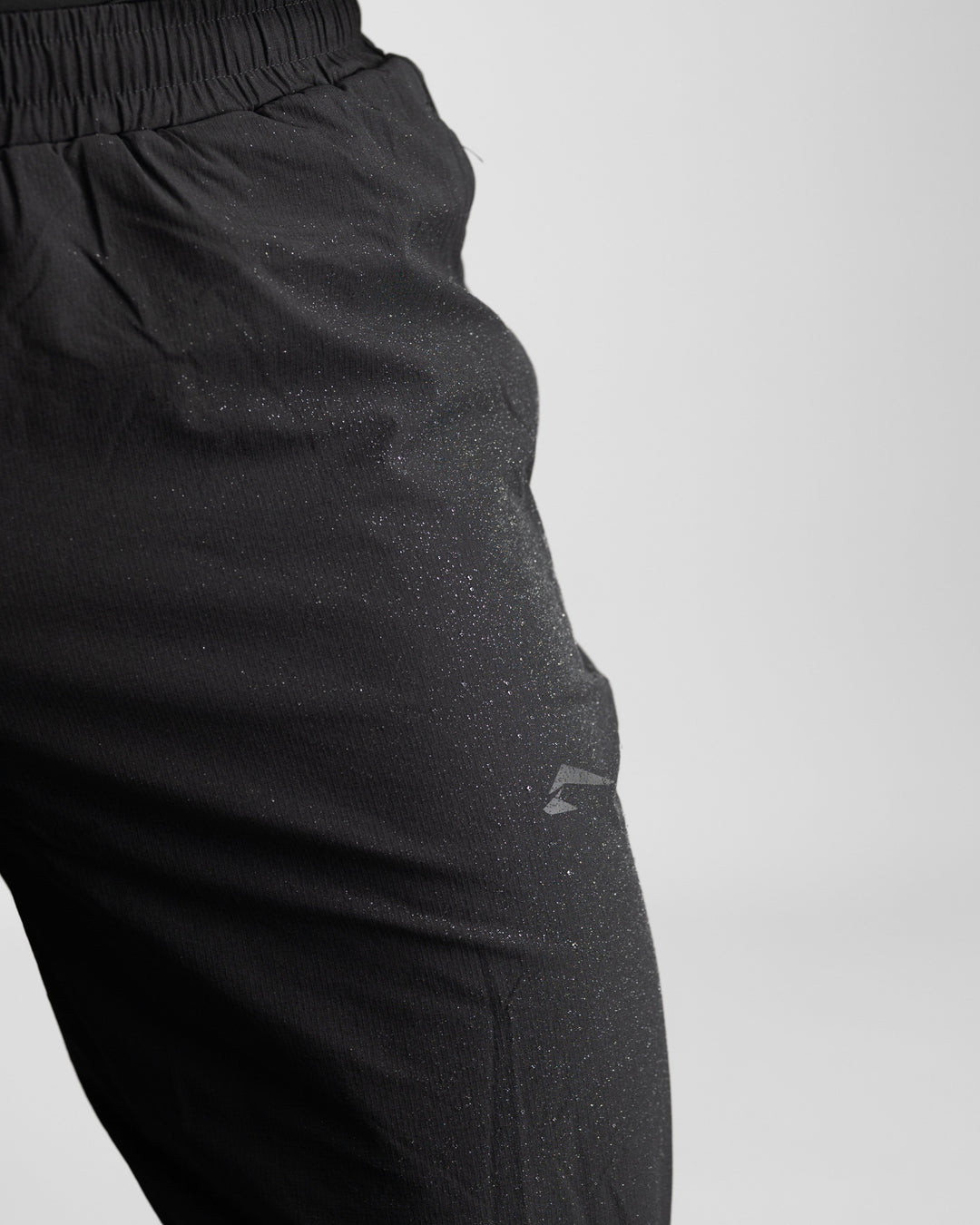 Elite Windbreaker Jogger (Black) - Athletic Aesthetics