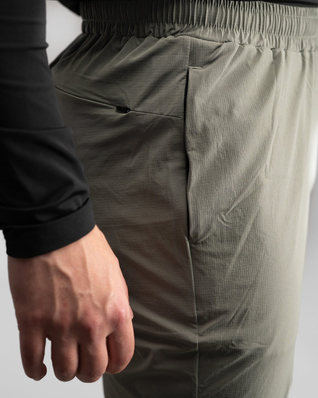 Elite Windbreaker Jogger (Light Olive) - Athletic Aesthetics