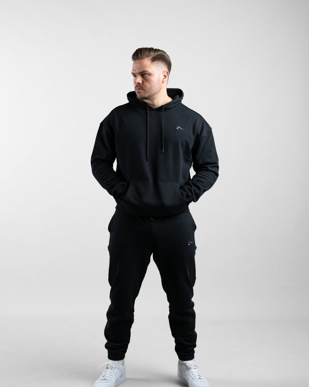 Essential Oversize Hoodie (Black) - Athletic Aesthetics