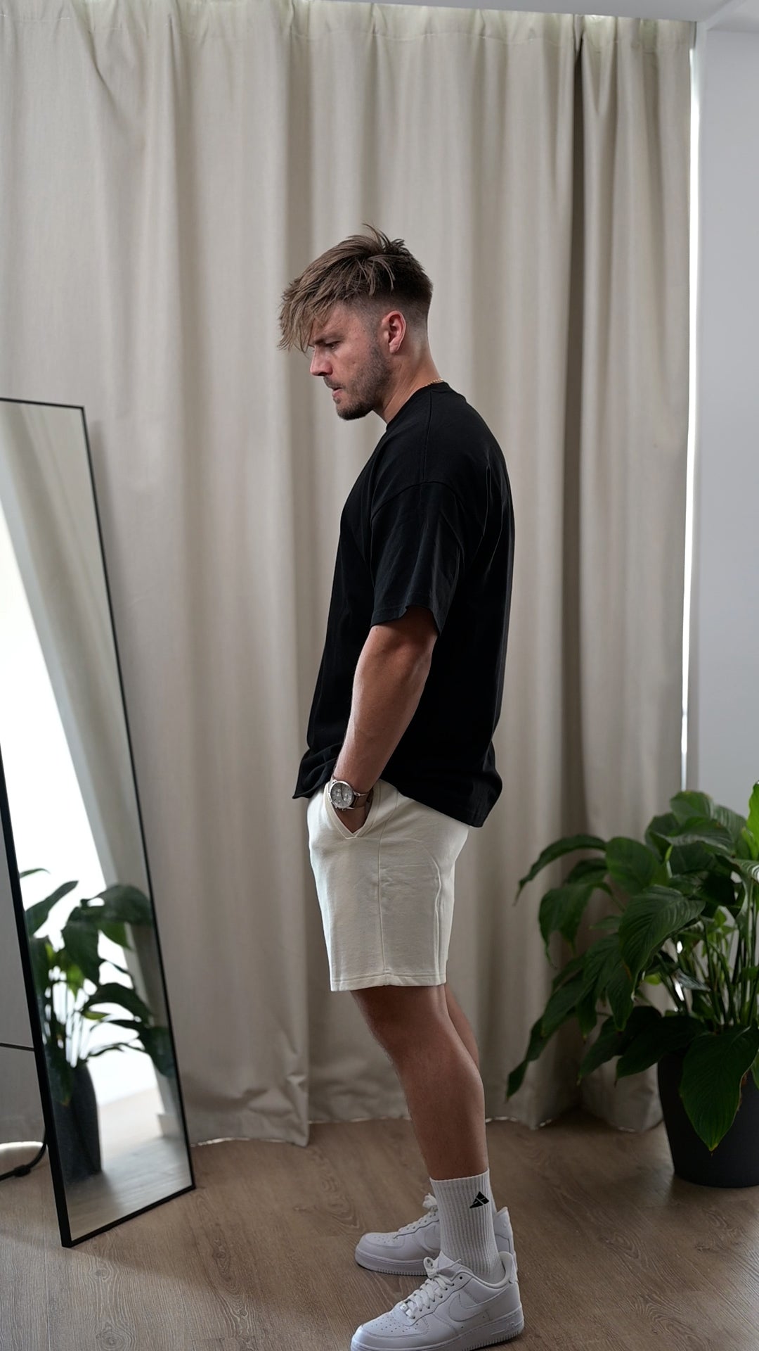Sweatshorts (Cream) - HQ Basics - Athletic Aesthetics