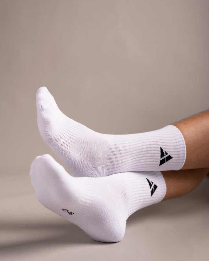 Hohe Sportsocken / Cushioned Crew Socks 3er Pack (Black) - Athletic Aesthetics