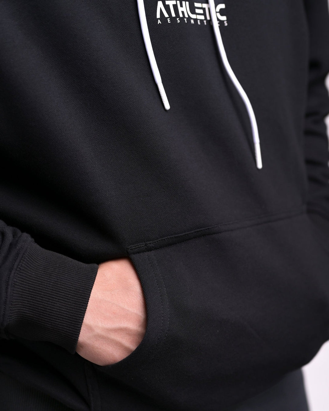 Oversize Hoodie (Black/White) - Athletic Aesthetics