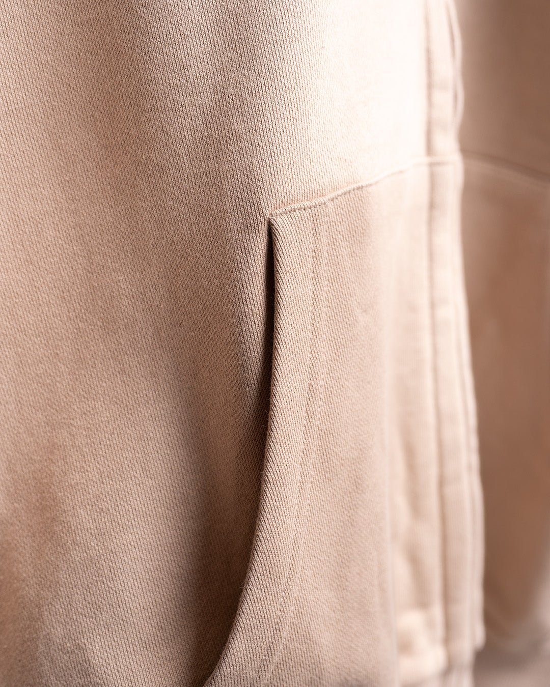Oversized Zipped Hoodie (Caramel) - HQ Basics - Athletic Aesthetics