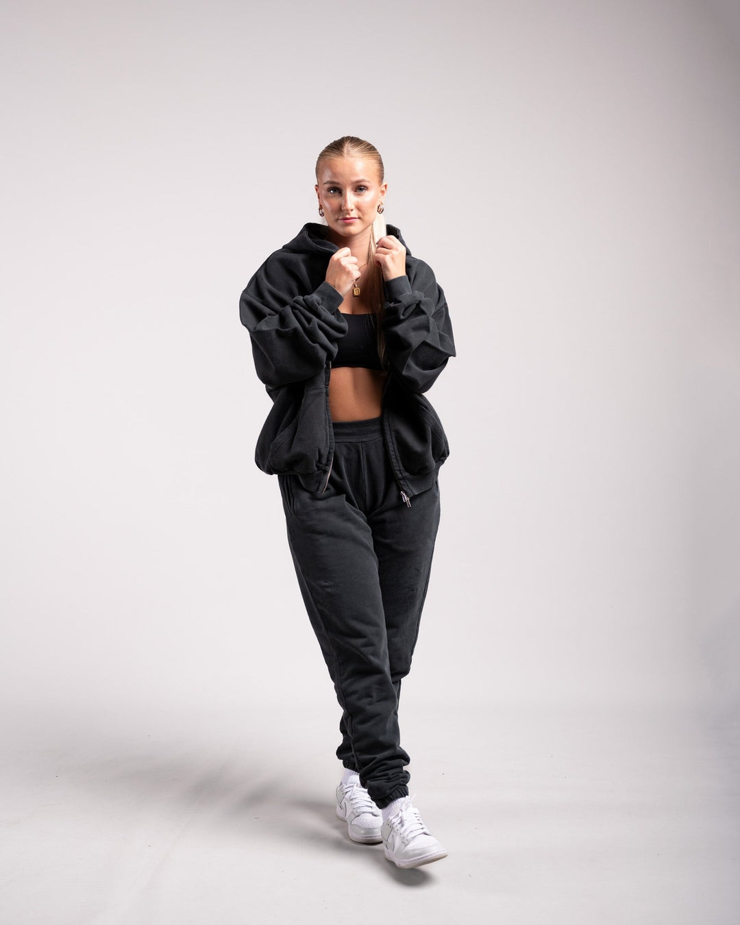 Oversized Zipped Hoodie (Vintage Black) - HQ Basics - Athletic Aesthetics