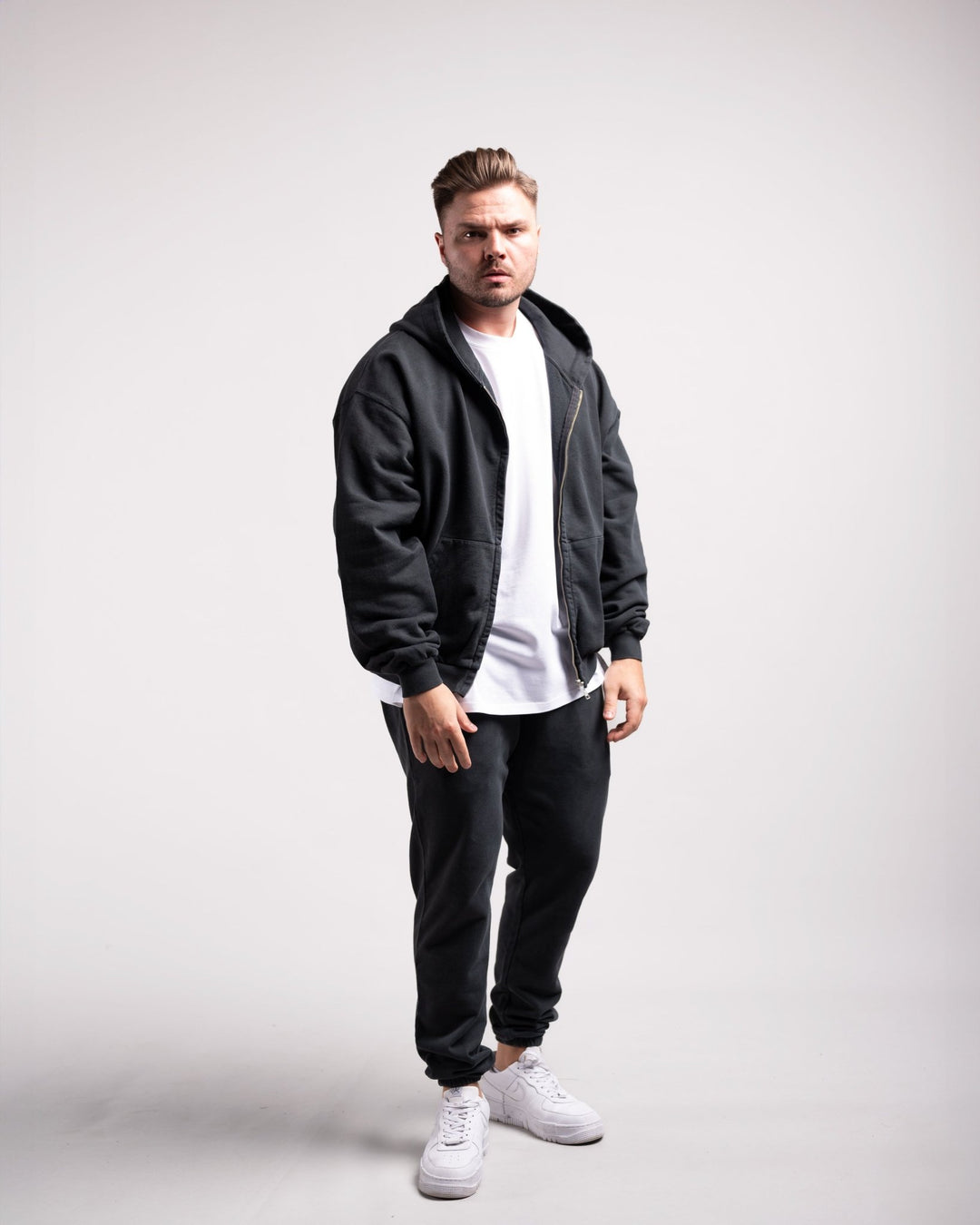 Oversized Zipped Hoodie (Vintage Black) - HQ Basics - Athletic Aesthetics