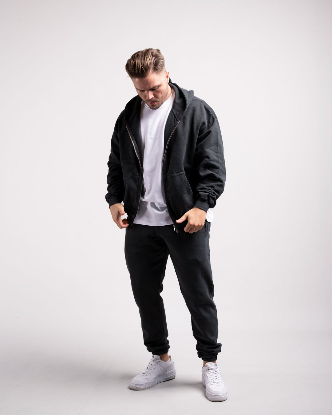 Oversized Zipped Hoodie (Vintage Black) - HQ Basics - Athletic Aesthetics